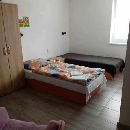 Pensjonat 84 *