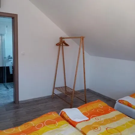 Penzión pre hostí 84 3*